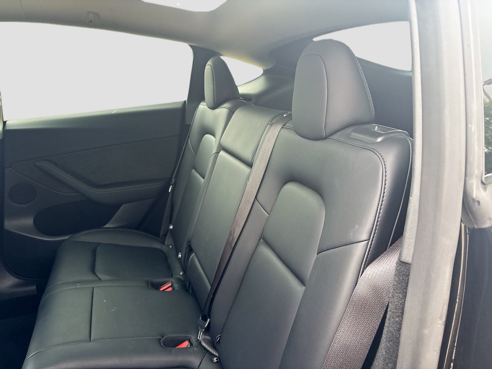 Used 2025 Tesla Model Y Long Range RWD image 23