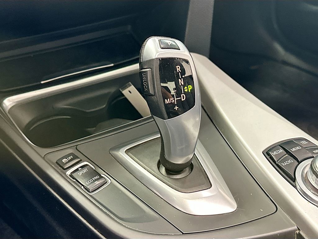 Used 2013 BMW 328i xDrive Sedan AWD/4WD image 17
