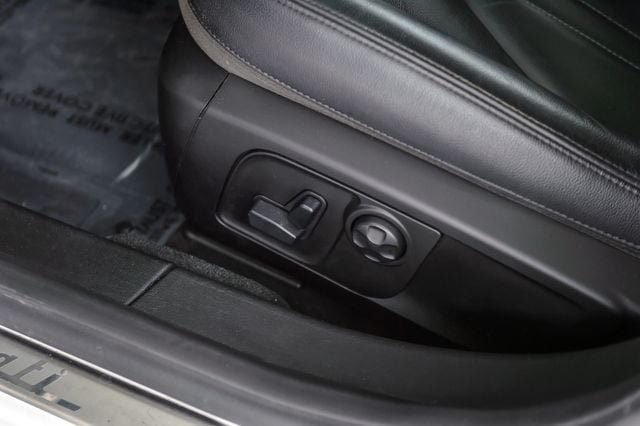 Used 2016 Maserati Ghibli RWD image 39