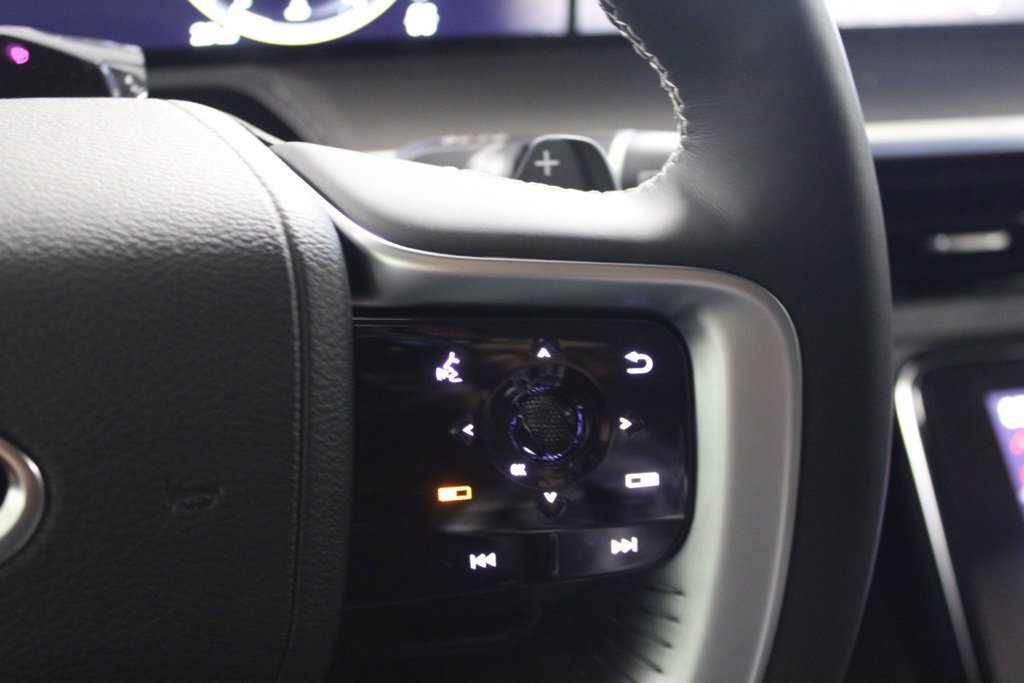 New 2025 INFINITI QX80 Luxe AWD/4WD image 28