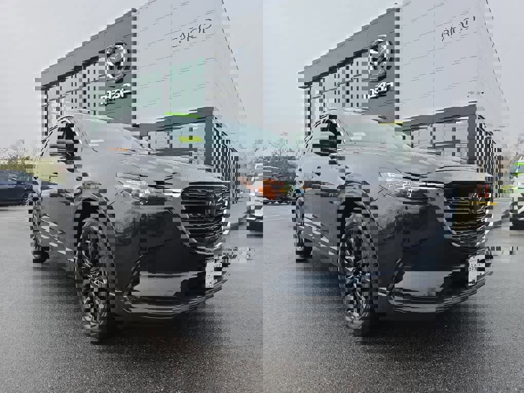 Used 2023 MAZDA CX-9 Touring Plus image 2