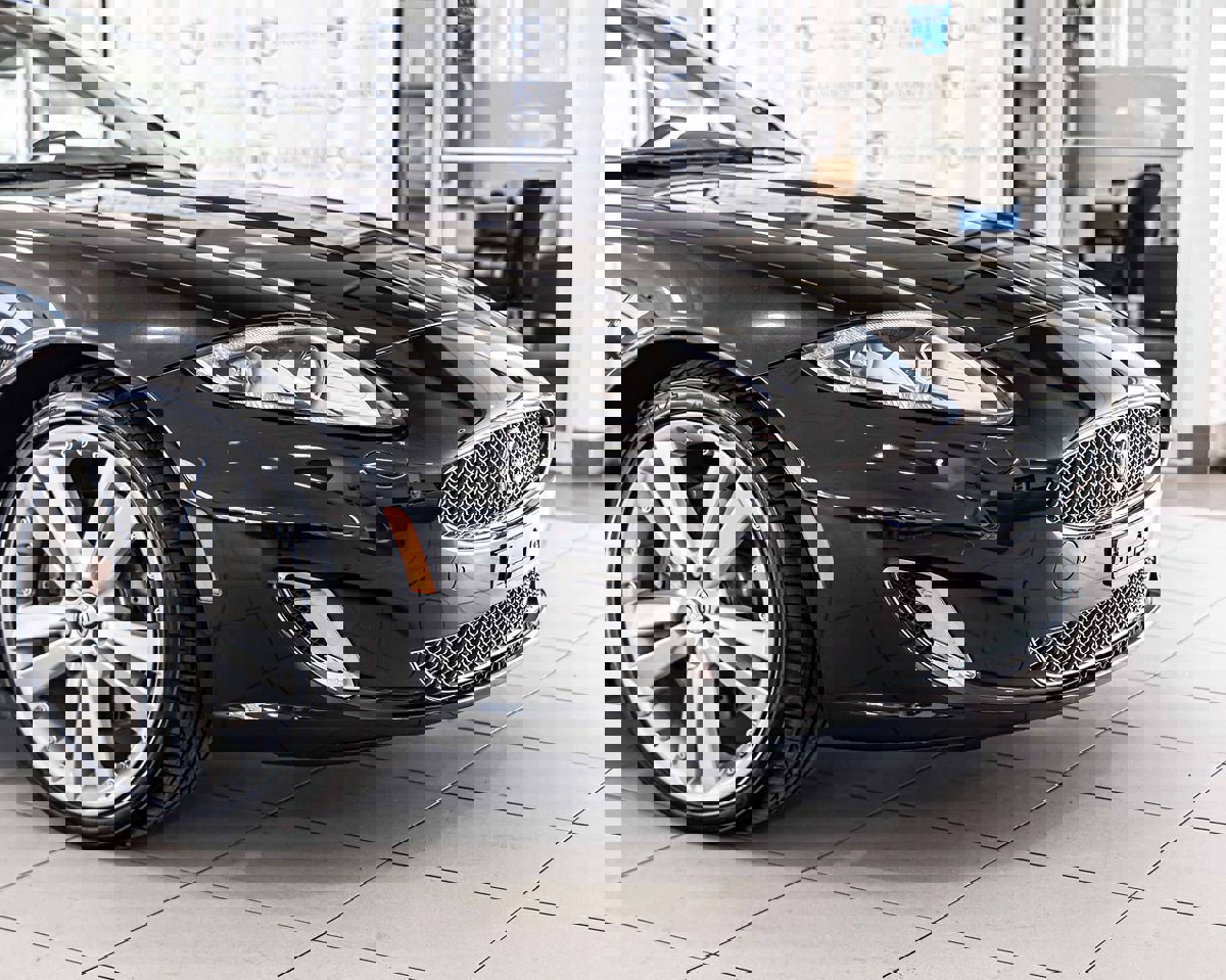 Used 2012 Jaguar XK Convertible image 4