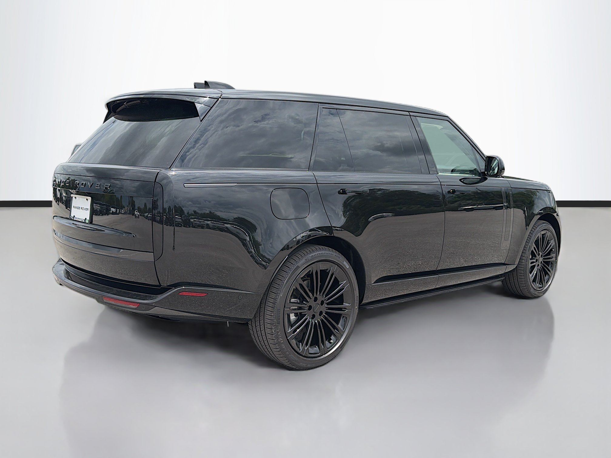 New 2026 Land Rover Range Rover Long Wheelbase SE AWD/4WD image 5