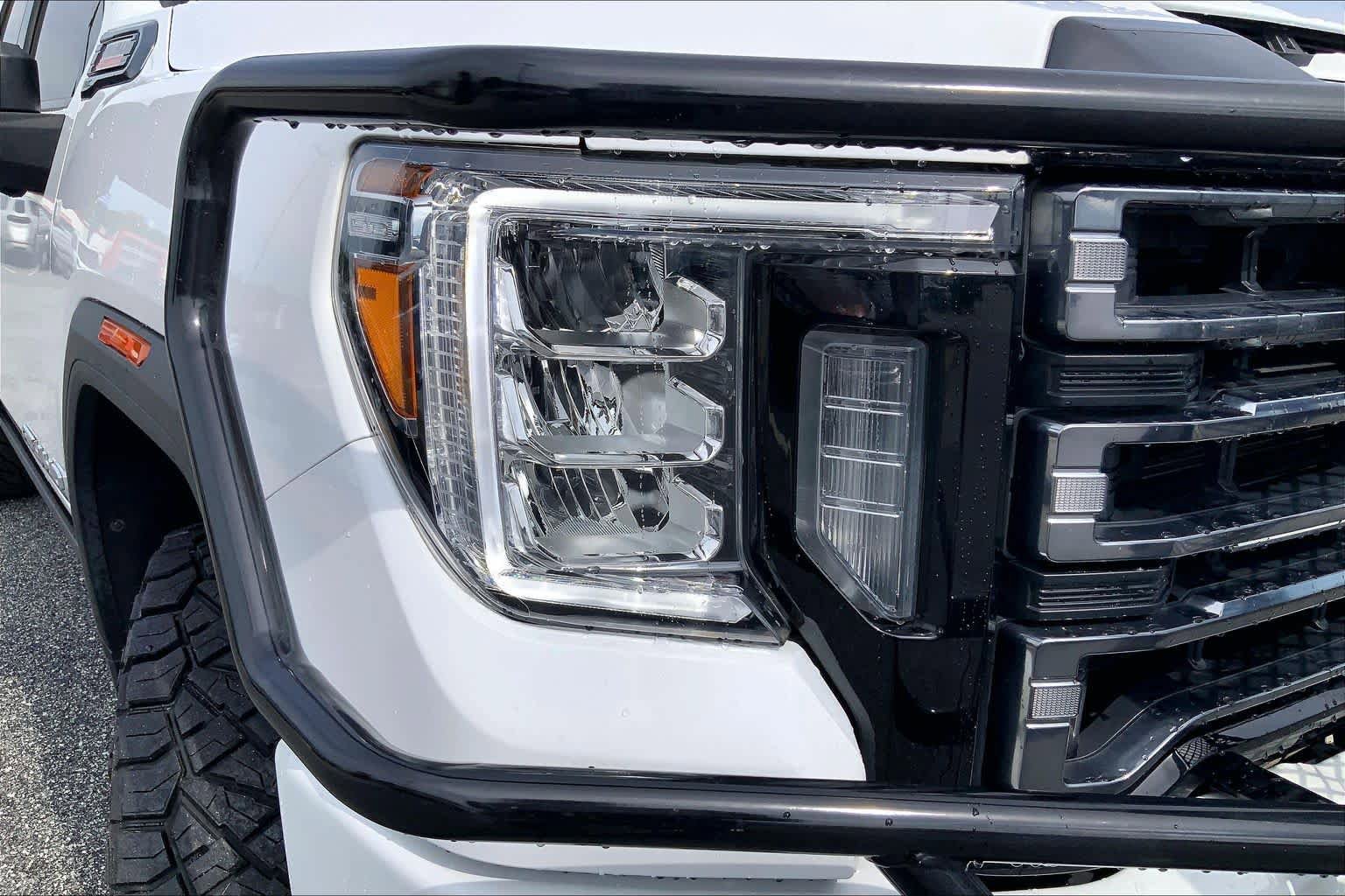 Used 2023 GMC Sierra 2500 AT4 w/ AT4 Premium Plus Package AWD/4WD image 26