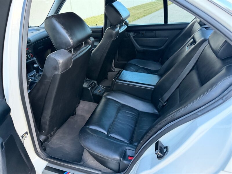 Used 1991 BMW M5 RWD image 25