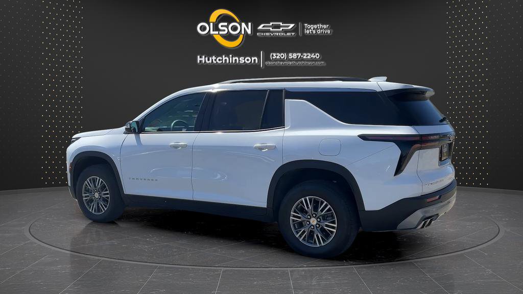 Used 2025 Chevrolet Traverse LT image 13