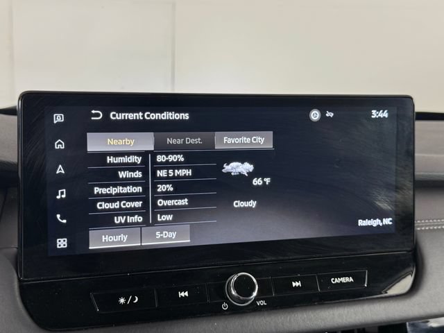 Used 2025 Mitsubishi Outlander AWD image 37