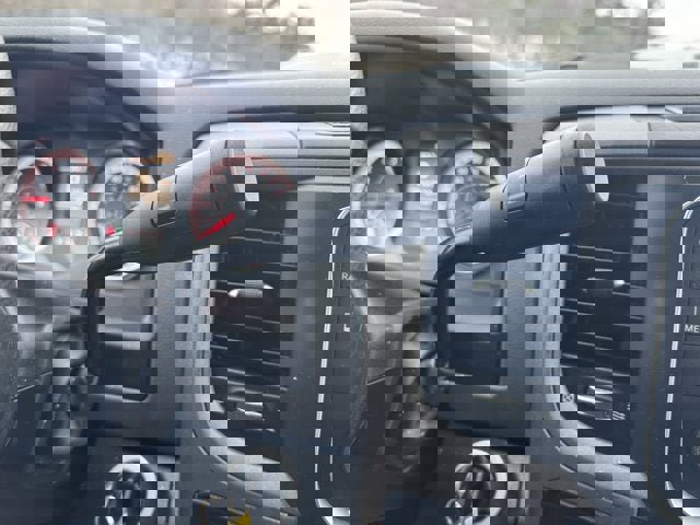 Used 2018 RAM 2500 Tradesman w/ Chrome Appearance Group image 18