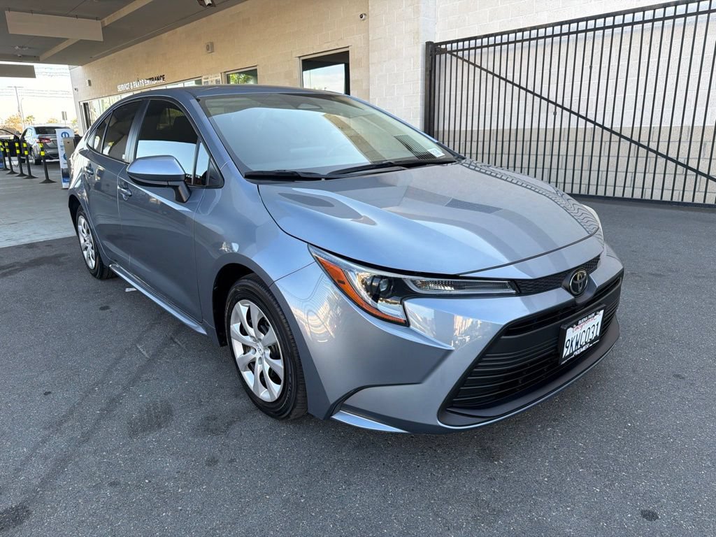 Used 2024 Toyota Corolla LE FWD image 7