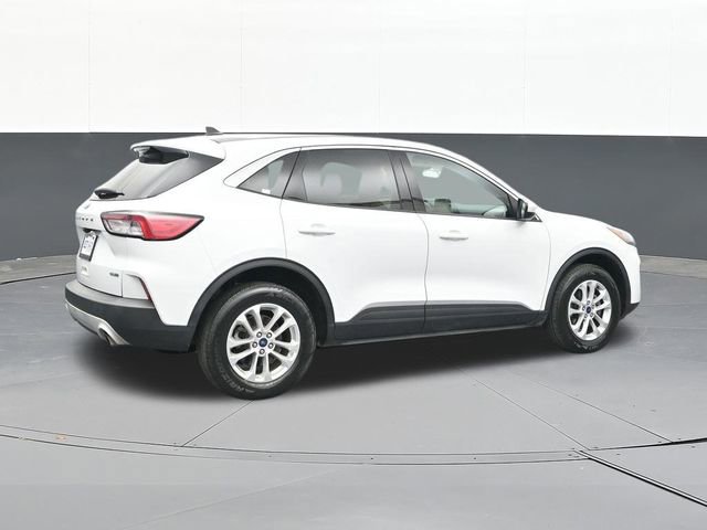 Used 2020 Ford Escape SE image 15