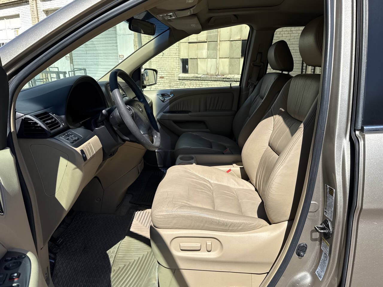 Used 2005 Honda Odyssey EX-L image 40