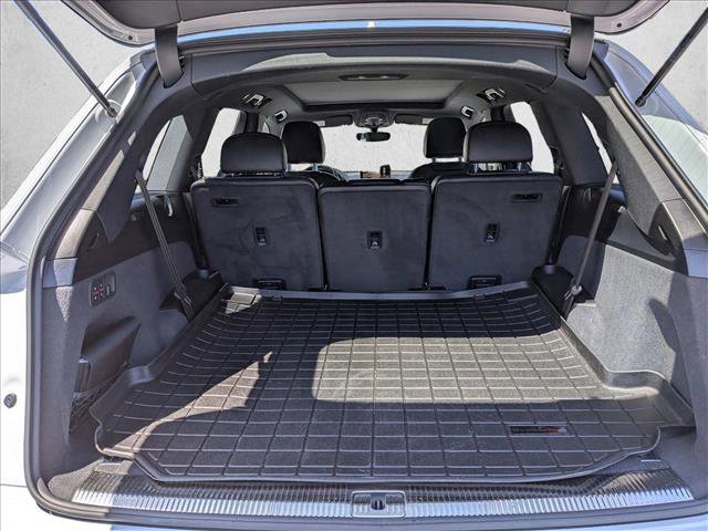 Used 2018 Audi Q7 3.0T Prestige AWD/4WD image 6