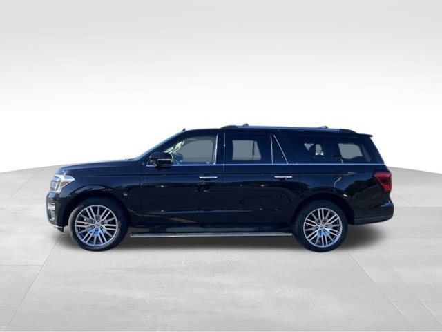 Used 2023 Ford Expedition Max Limited AWD/4WD image 2