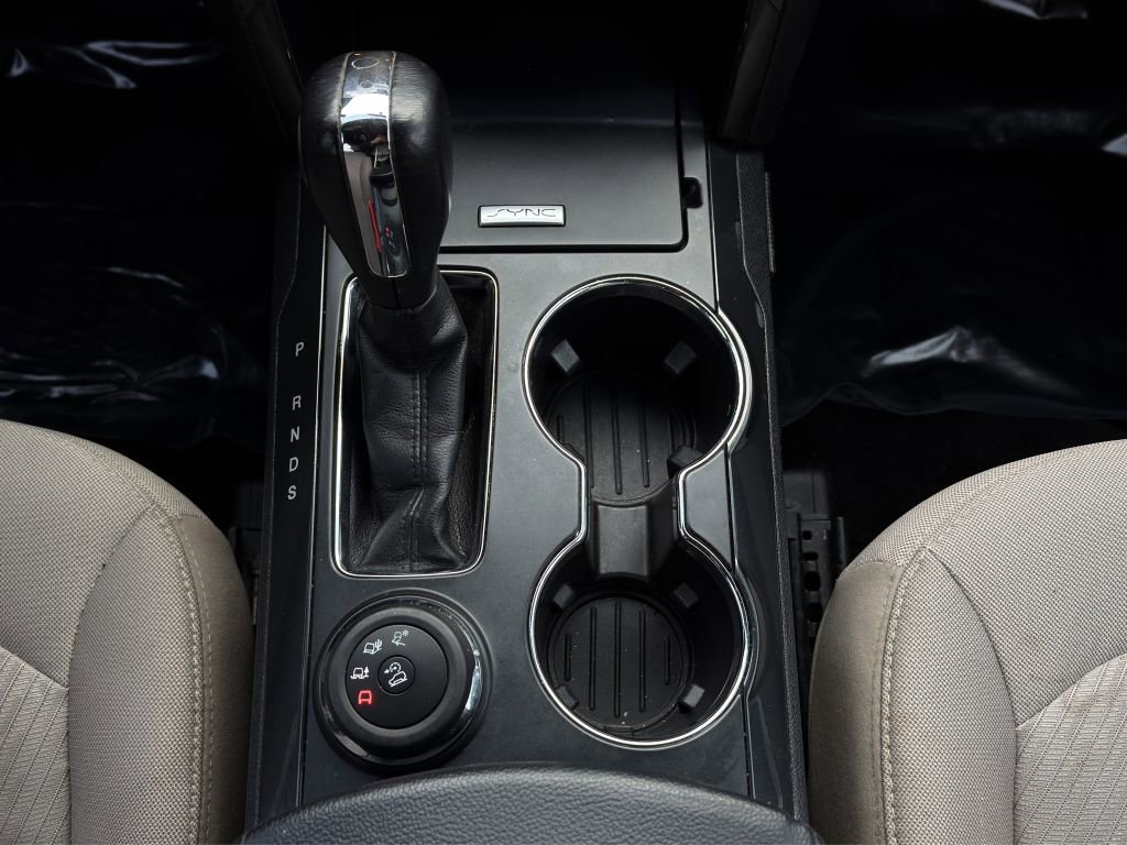 Used 2019 Ford Explorer 4WD w/ Class III Trailer Tow Package image 19