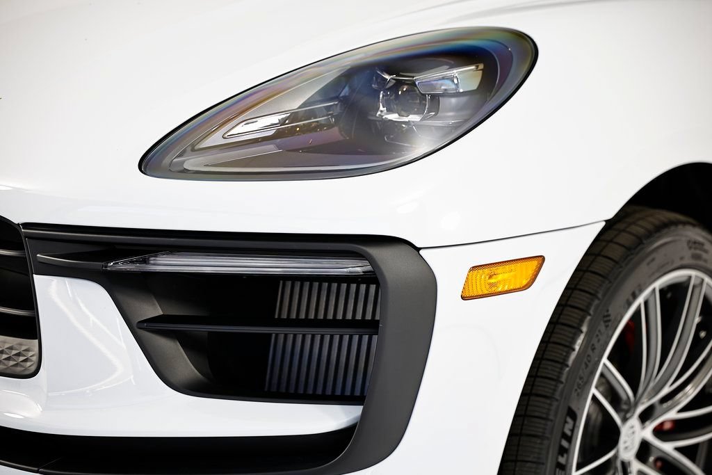 New 2026 Porsche Macan S AWD/4WD image 9