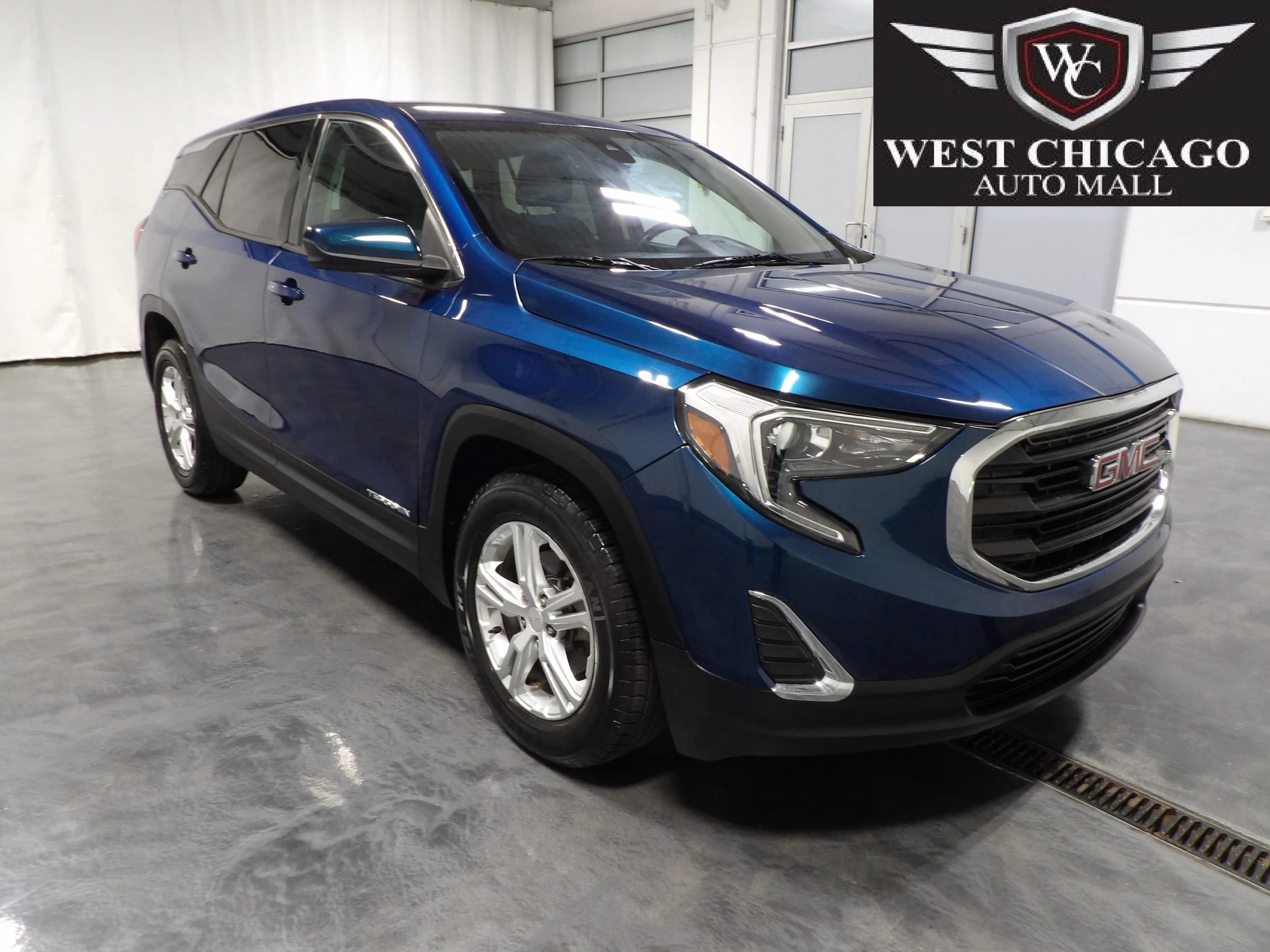 Used 2020 GMC Terrain SLE FWD image 1