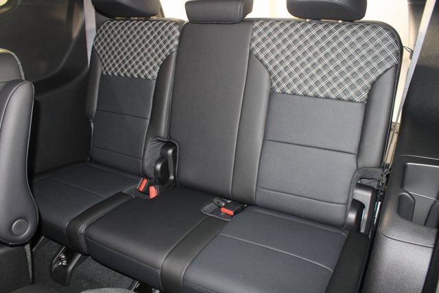 New 2026 GMC Acadia Denali w/ Super Cruise Package image 22