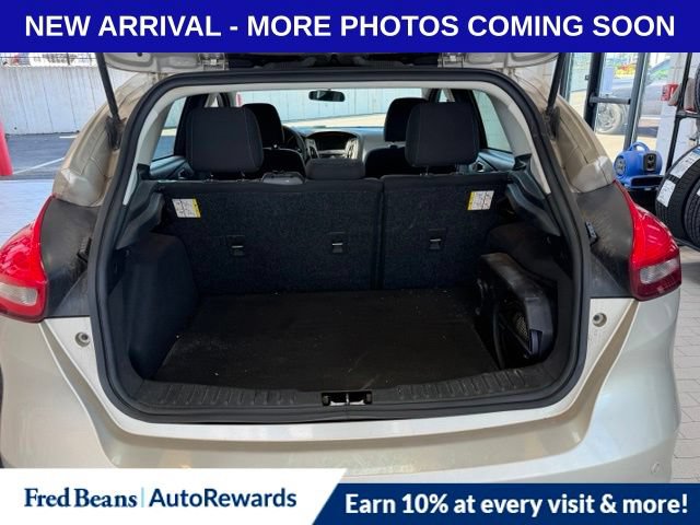 Used 2017 Ford Focus SEL FWD image 8