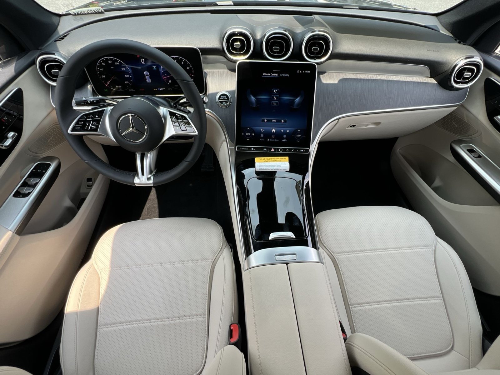New 2026 Mercedes-Benz GLC 300 4MATIC image 13