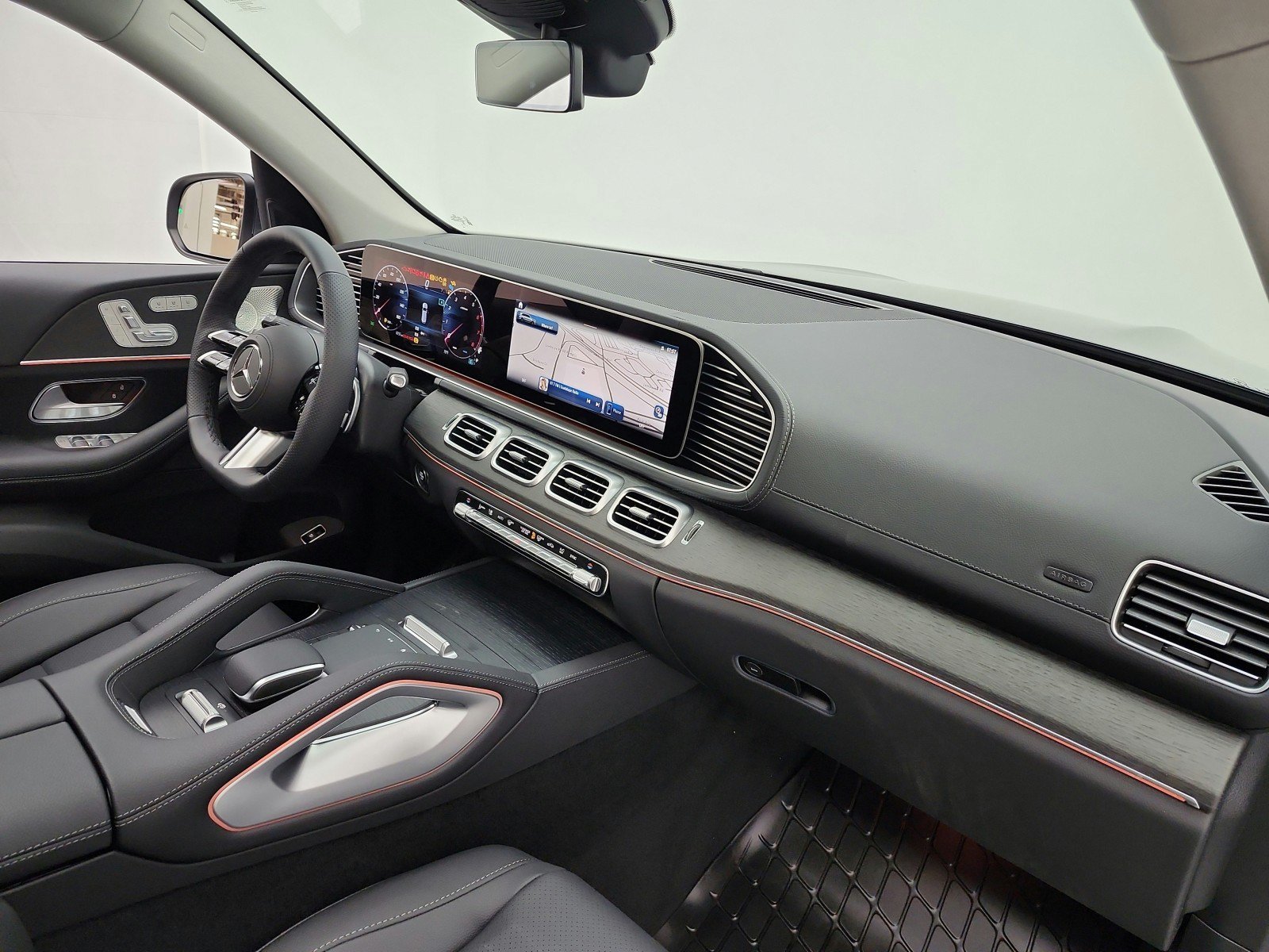 New 2026 Mercedes-Benz GLS 450 4MATIC image 14