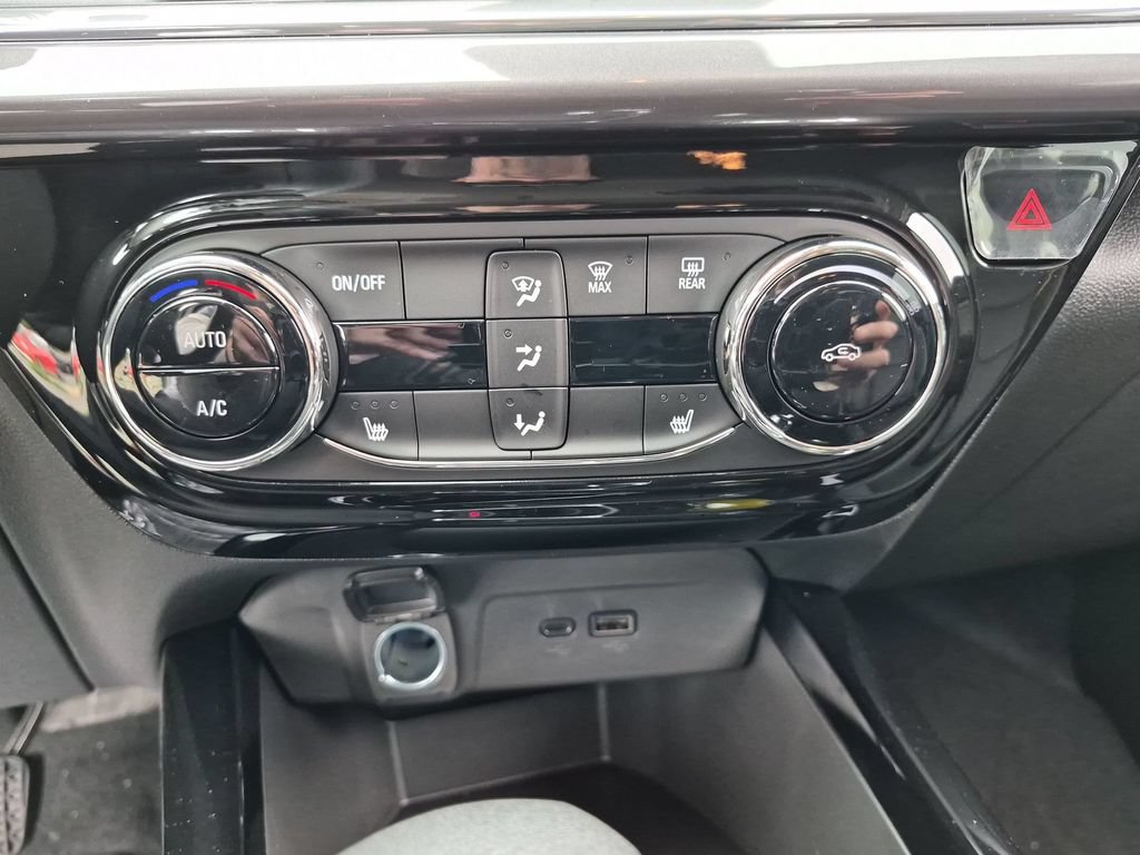 Used 2026 Chevrolet Trax ACTIV w/ Driver Confidence Package FWD image 26