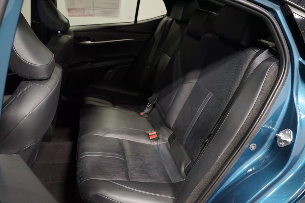 Used 2025 Toyota Camry XSE FWD image 30