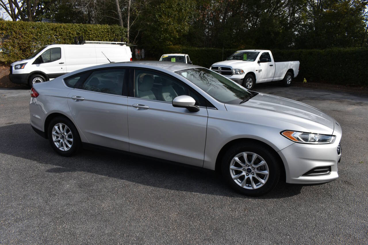 Used 2016 Ford Fusion S image 35