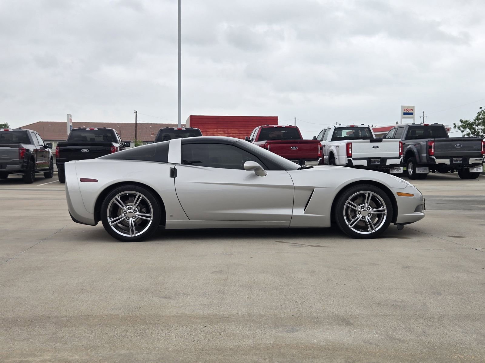 Used 2006 Chevrolet Corvette Coupe image 7