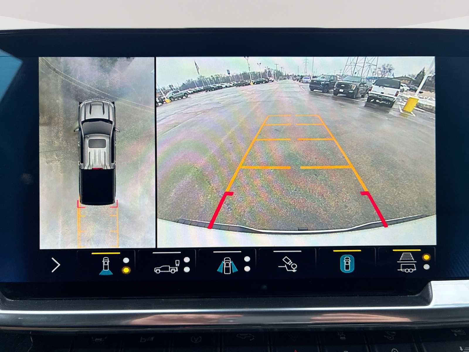 Certified 2022 Chevrolet Silverado 1500 High Country w/ Z71 Off-Road Package image 15