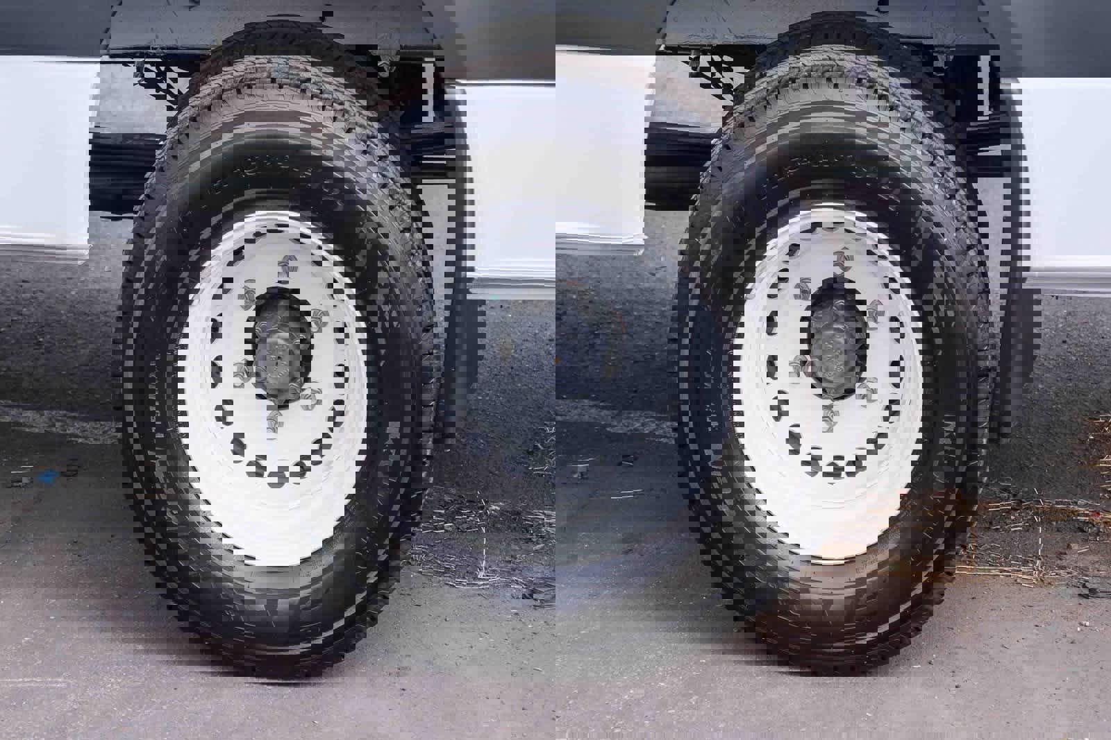 Used 2025 Mercedes-Benz Sprinter 3500 image 9