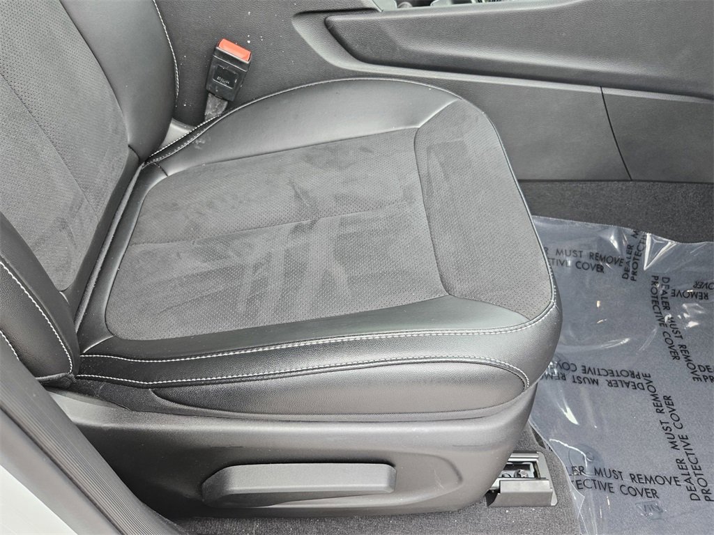 Used 2024 Jeep Grand Cherokee Altitude image 36