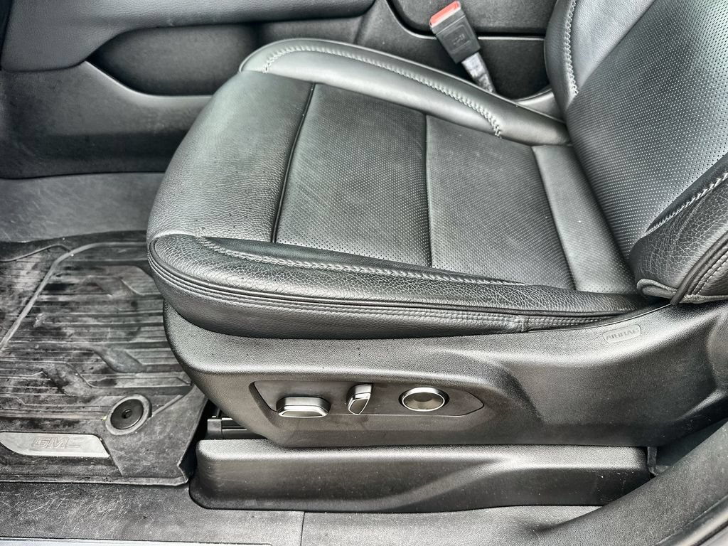 Used 2024 GMC Yukon Denali w/ Max Trailering Package RWD image 25