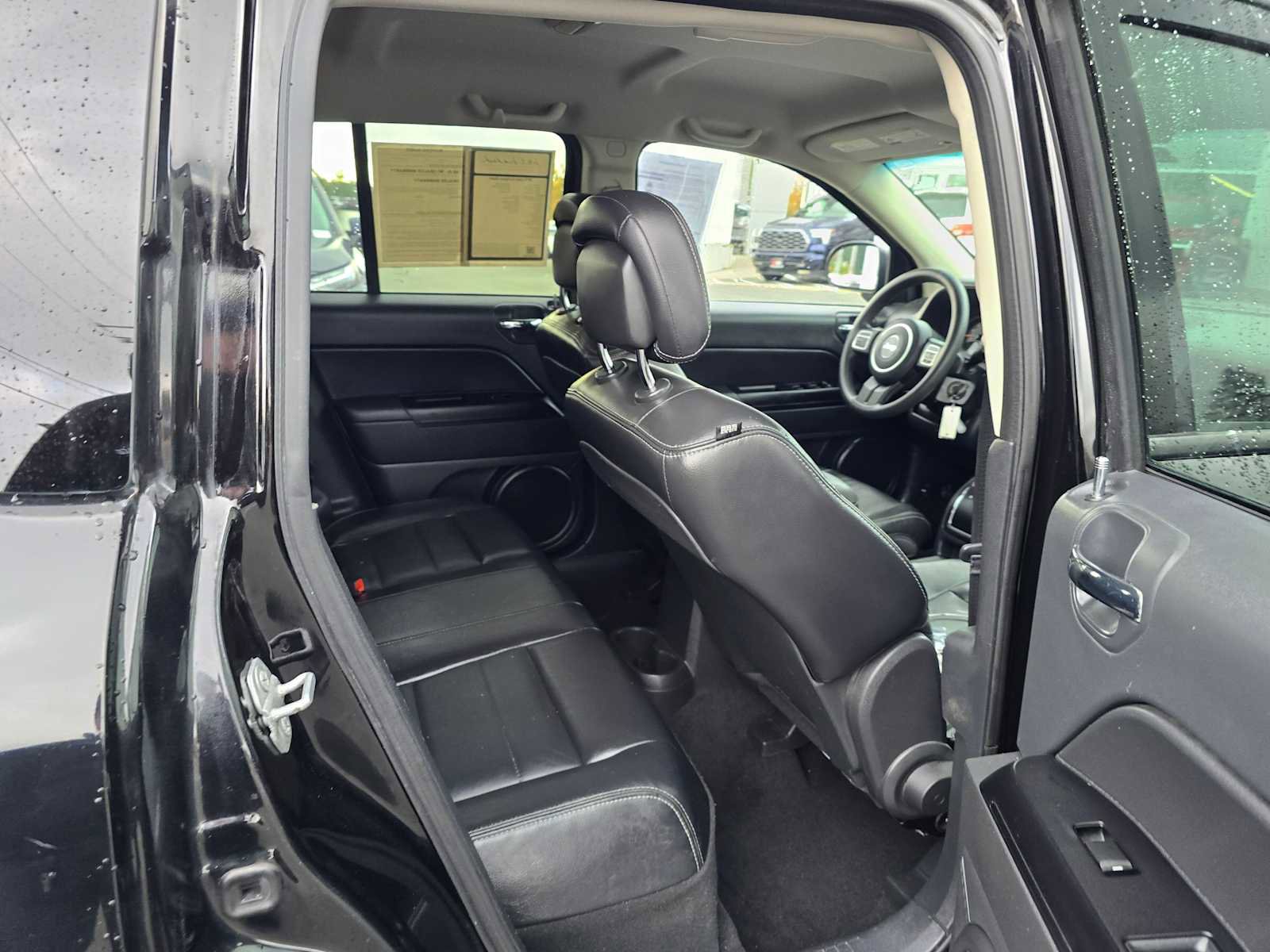 Used 2015 Jeep Compass Sport image 15