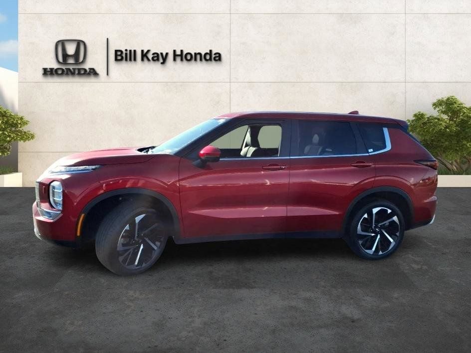 Used 2024 Mitsubishi Outlander SE AWD/4WD image 6