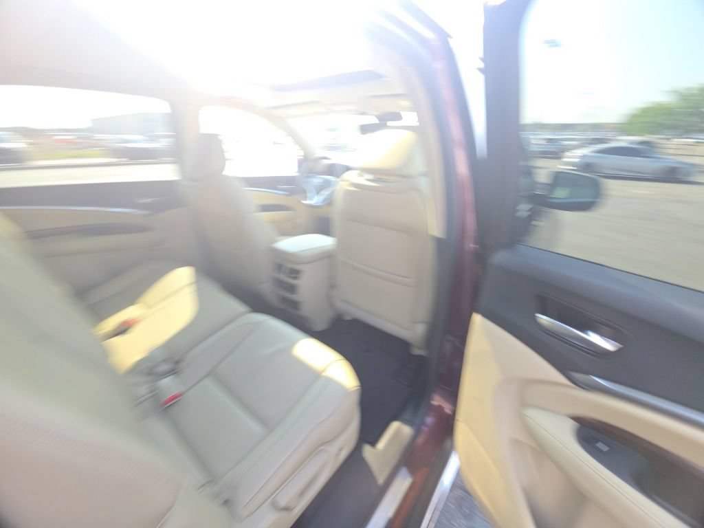Used 2017 Acura MDX w/ Technology Package FWD image 30