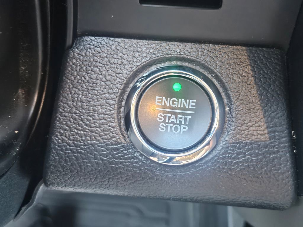 Used 2020 Ford F250 Lariat w/ Lariat Ultimate Package image 26