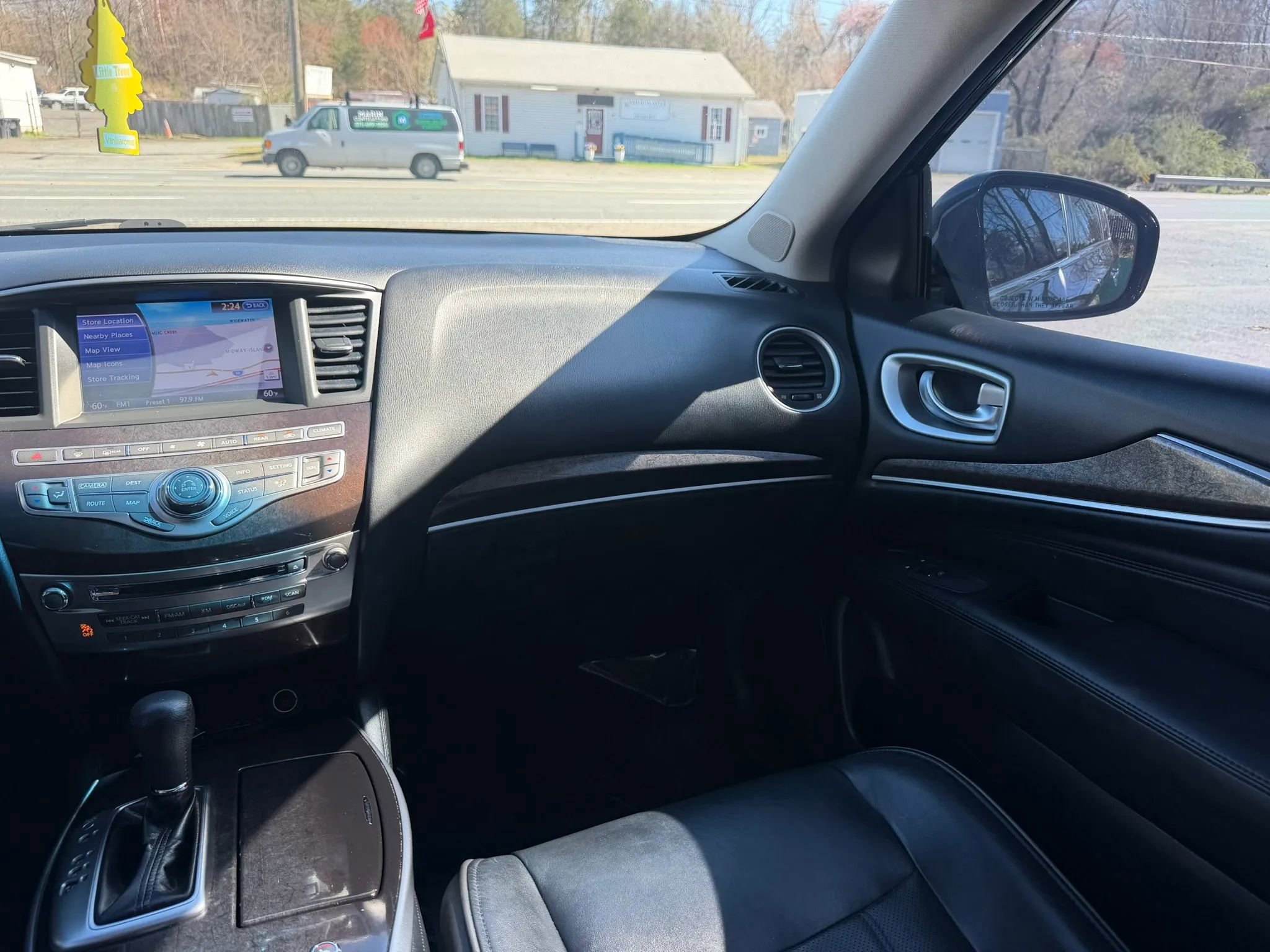 Used 2014 INFINITI QX60 AWD w/ Premium Plus Package image 31