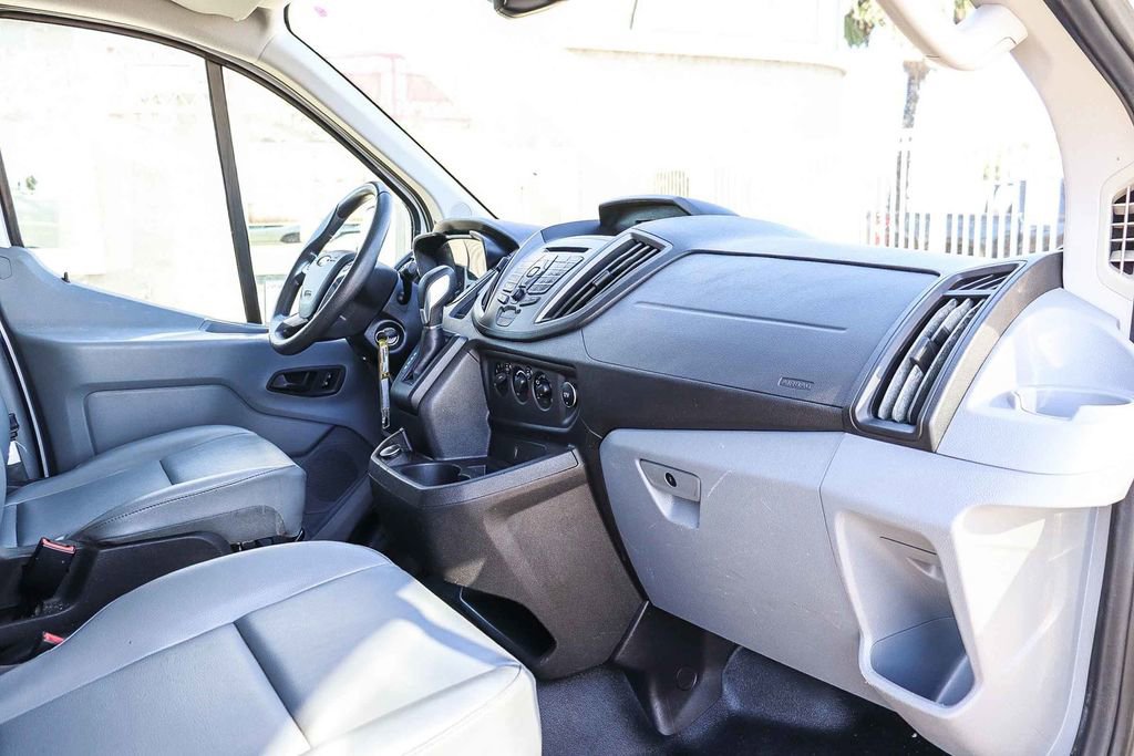 Used 2019 Ford Transit 250 130 Low Roof RWD image 14