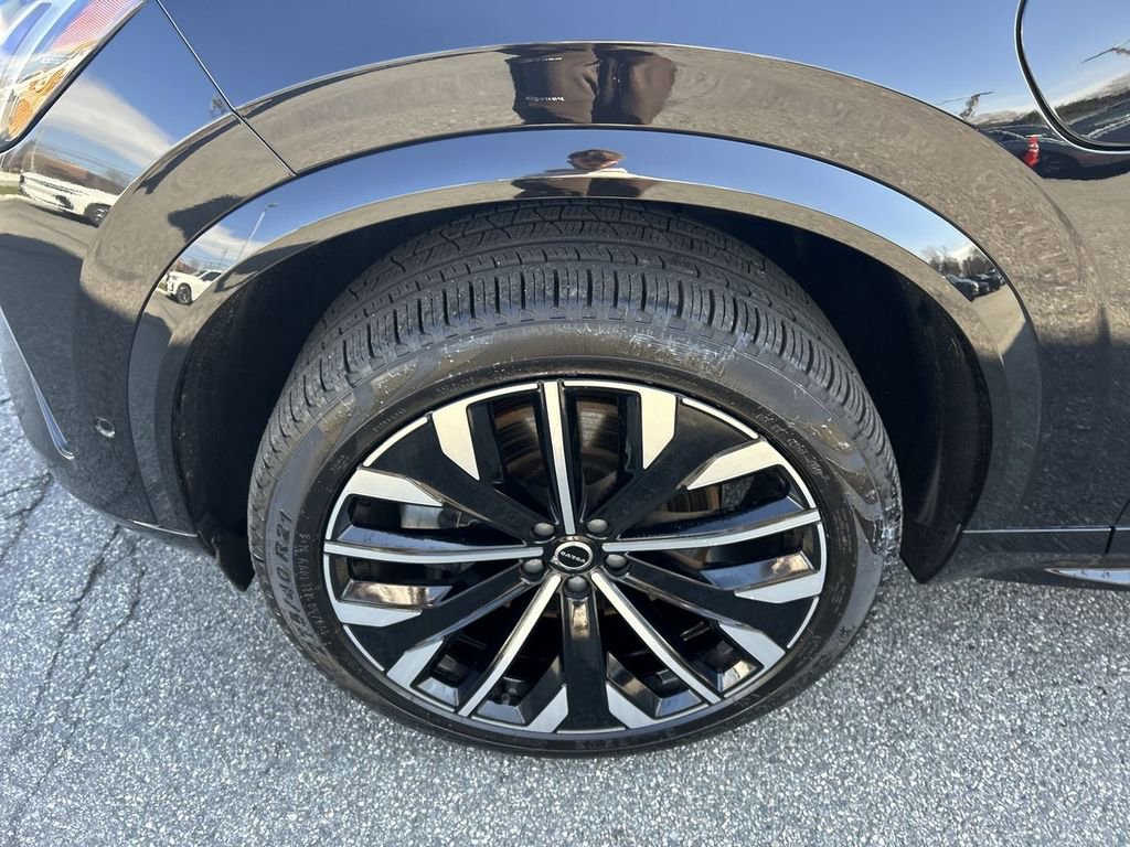 Certified 2025 Volvo XC90 T8 Ultra image 10
