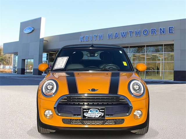 Used 2017 MINI Cooper Convertible image 2