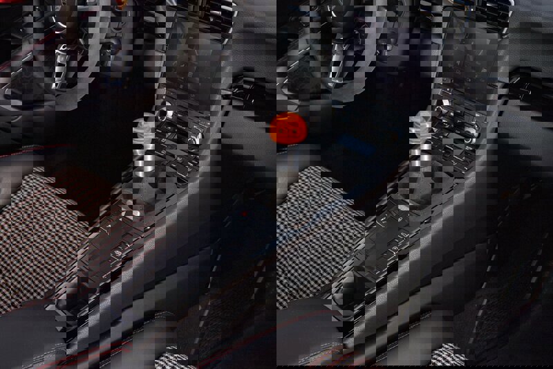 Used 2019 Porsche 911 Carrera T image 30