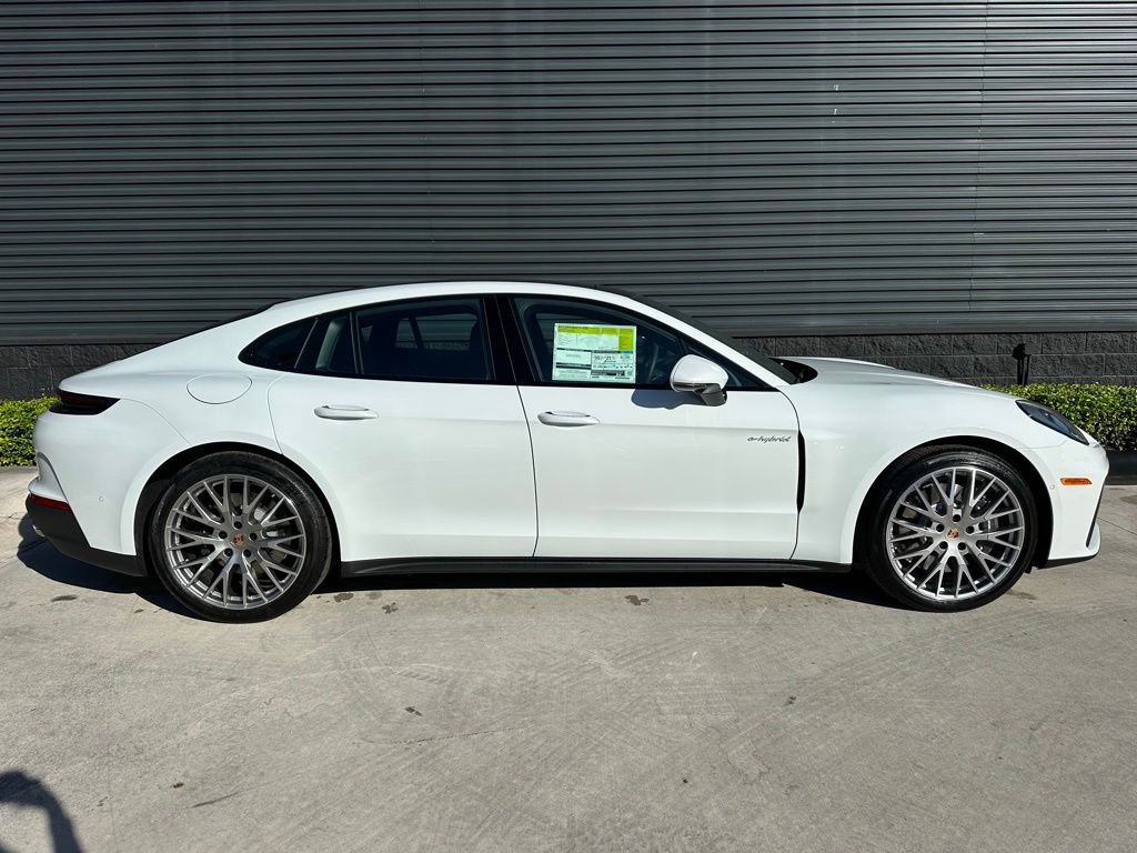 Used 2026 Porsche Panamera 4 image 10