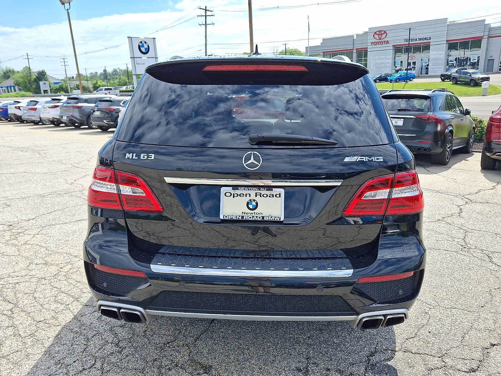 Used 2015 Mercedes-Benz ML 63 AMG 4MATIC image 5