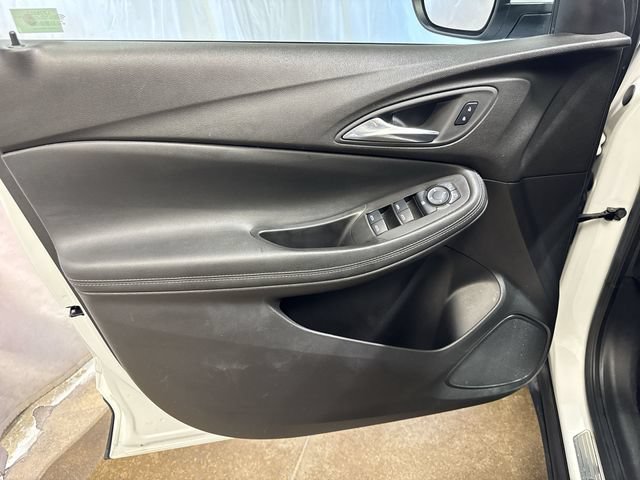 Certified 2023 Buick Encore GX Preferred w/ Cold Weather Comfort Package FWD image 21
