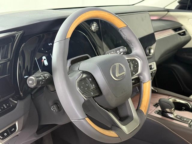 Used 2025 Lexus RX 350 FWD image 20