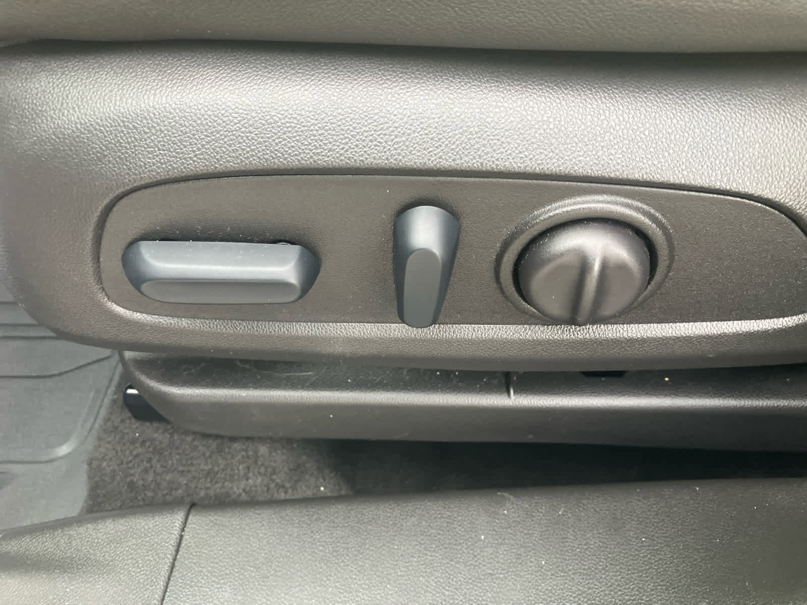 Used 2024 Chevrolet TrailBlazer ACTIV w/ Driver Confidence Package image 9