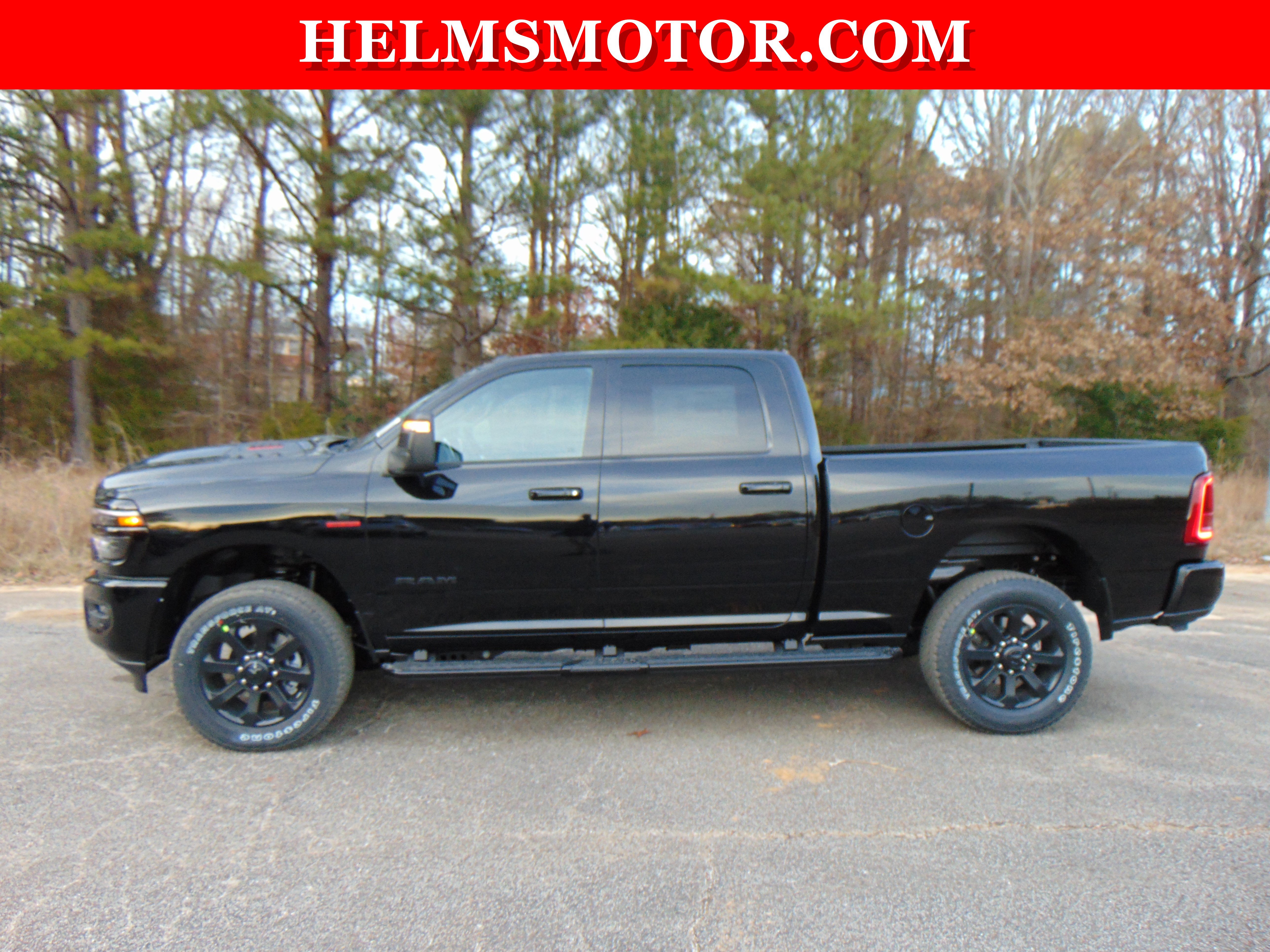 New 2026 RAM 2500 Laramie AWD/4WD image 4