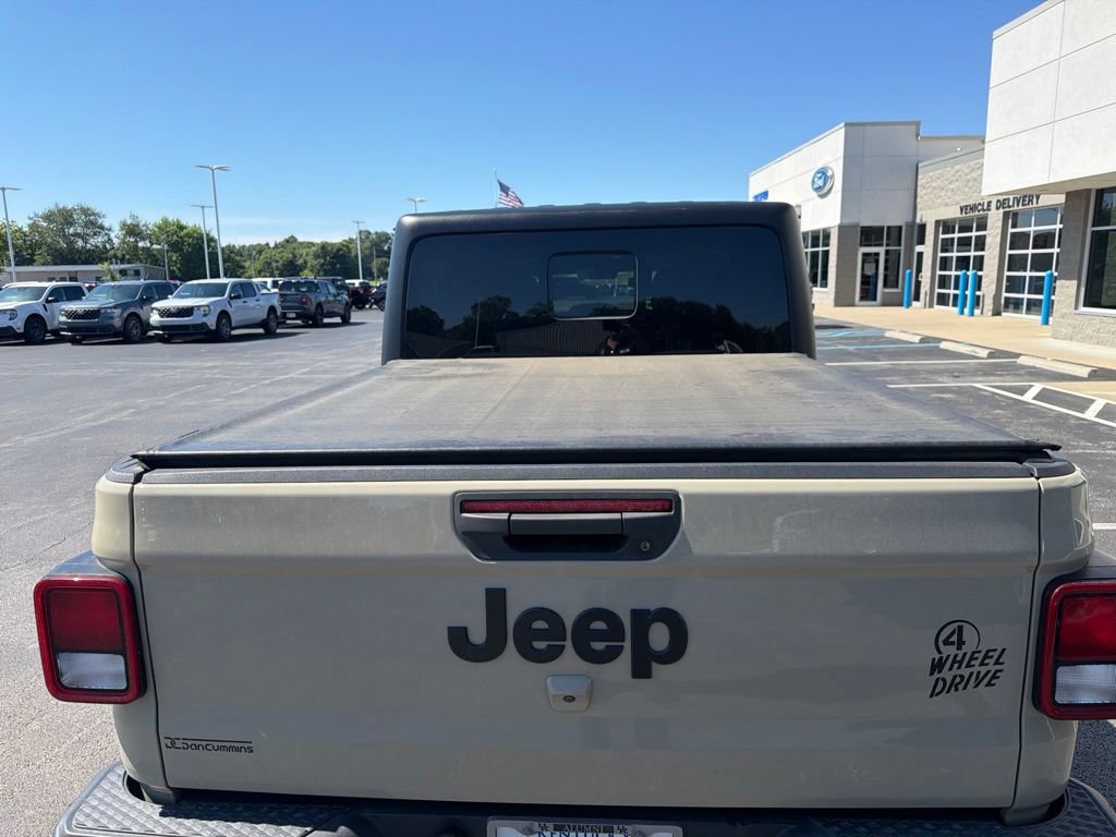 Used 2022 Jeep Gladiator Sport AWD/4WD image 3