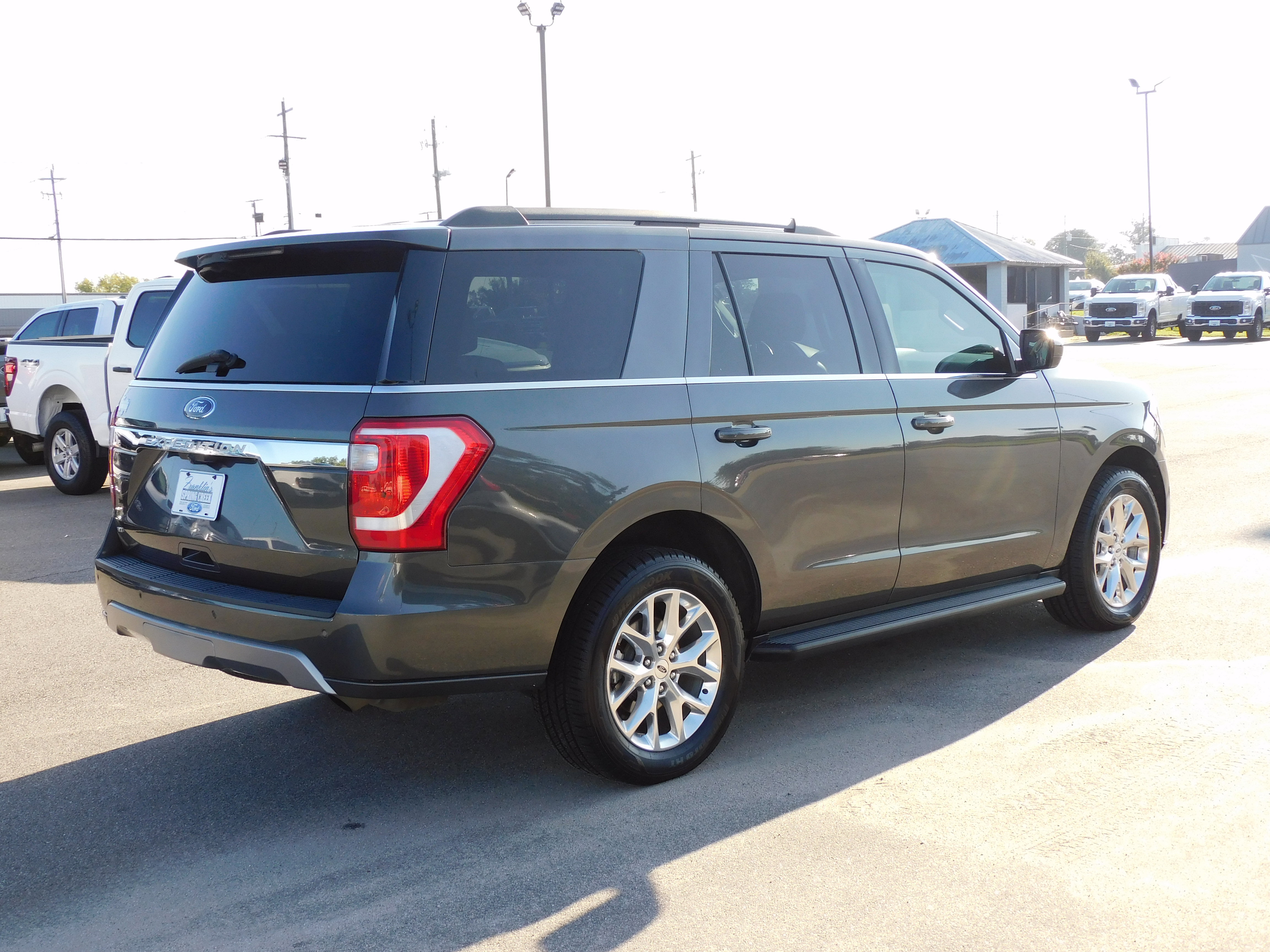 Used 2021 Ford Expedition XLT image 5