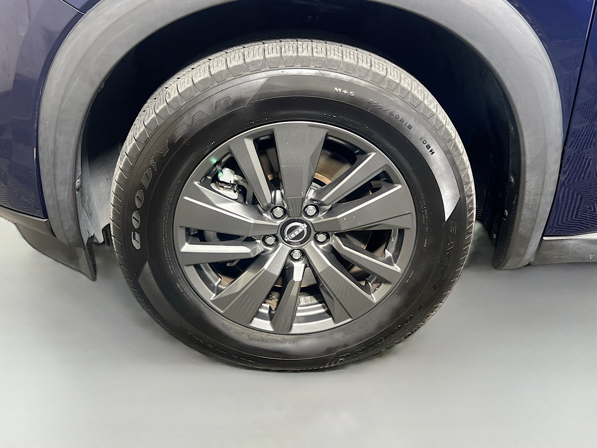 Used 2022 Nissan Pathfinder SV FWD image 13